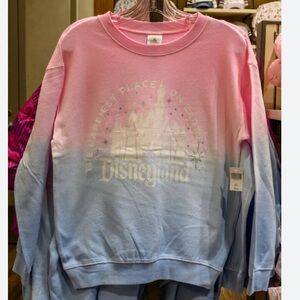 Disneyland the happiest place on earth pullover